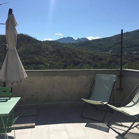 M.A.R.E. Appartement Calice Ligure Buitenkant foto