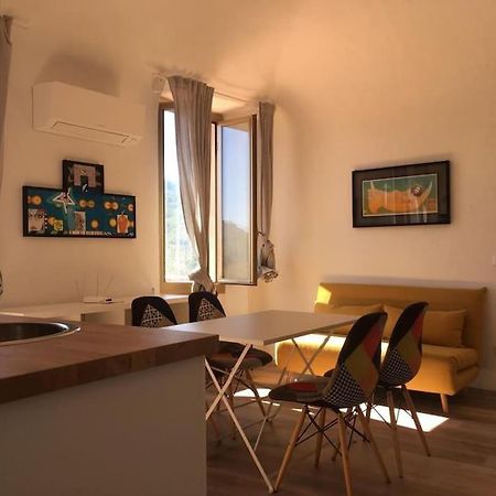 M.A.R.E. Appartement Calice Ligure Buitenkant foto