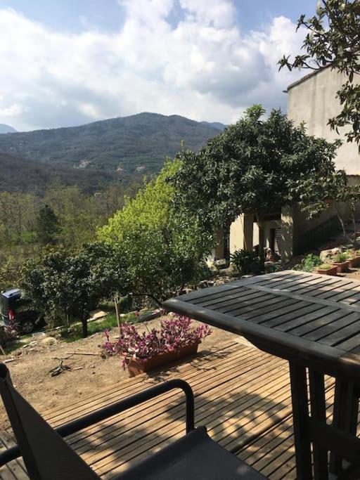 M.A.R.E. Appartement Calice Ligure Buitenkant foto