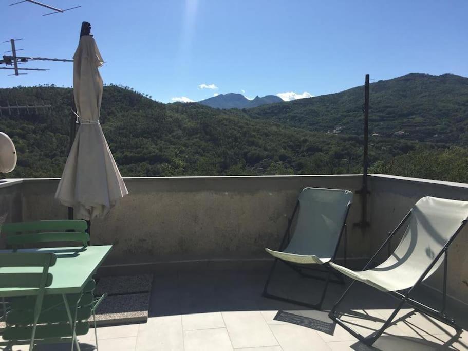 M.A.R.E. Appartement Calice Ligure Buitenkant foto