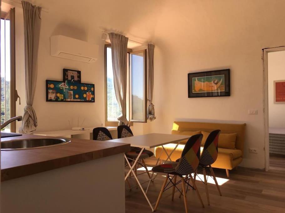 M.A.R.E. Appartement Calice Ligure Buitenkant foto